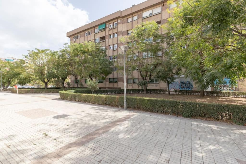 Neptuno Deluxe Apartment Granada Bagian luar foto
