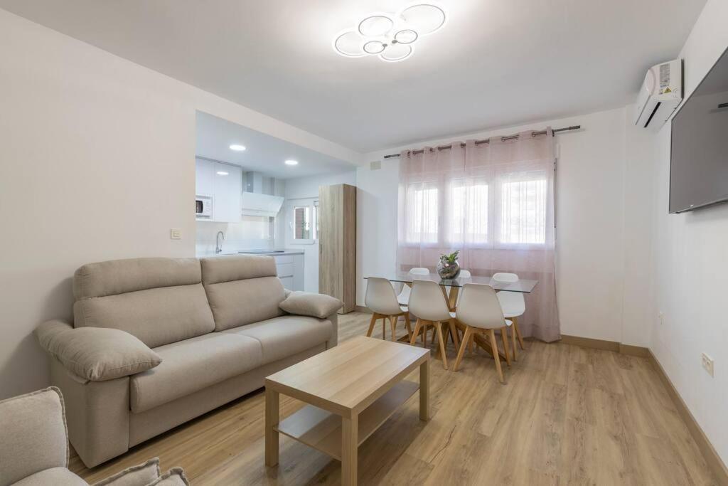 Neptuno Deluxe Apartment Granada Bagian luar foto
